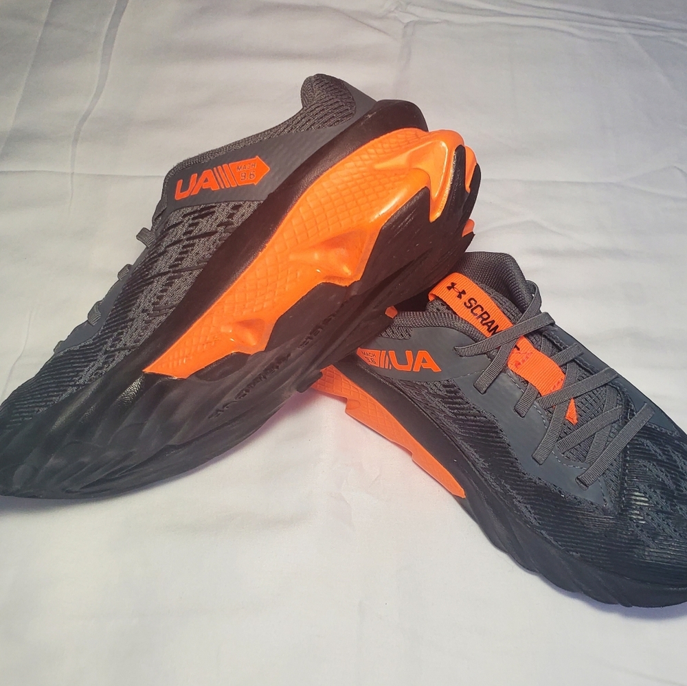 Under Armour Kids Sneakers in Black and Orange
